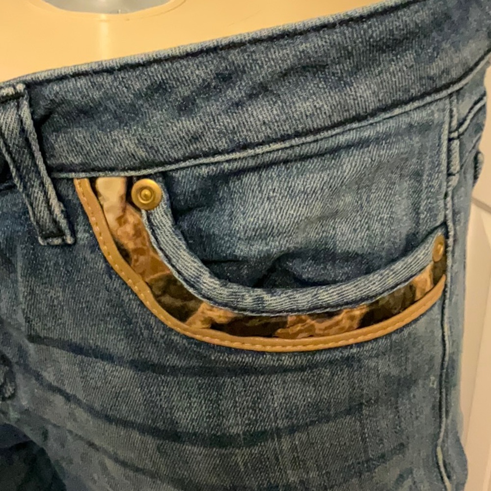 Cache Women’s High Rise Jean Crop Size 10 - Picture 2 of 9